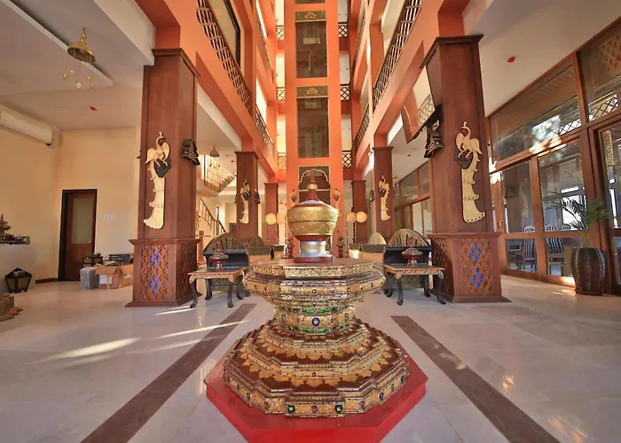 Thousand Island Hotel Inle Lake