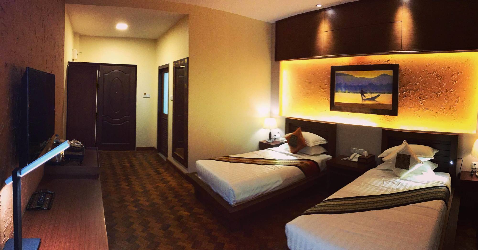 Thousand Island Inle Hotel
